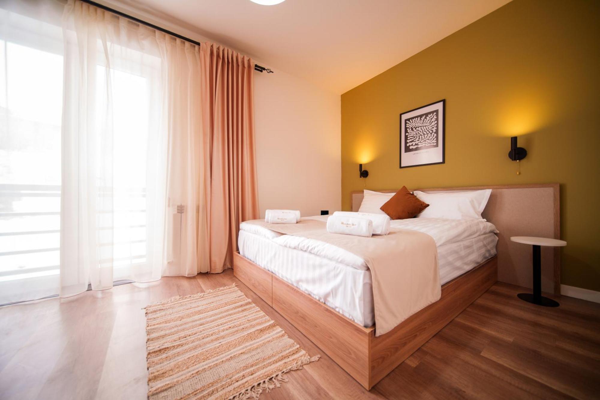 Motives Inn Дилиян Екстериор снимка
