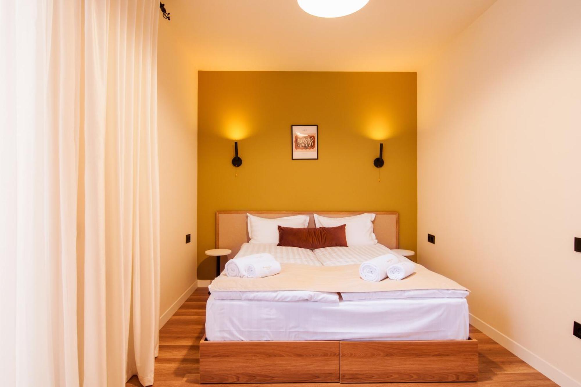 Motives Inn Дилиян Екстериор снимка